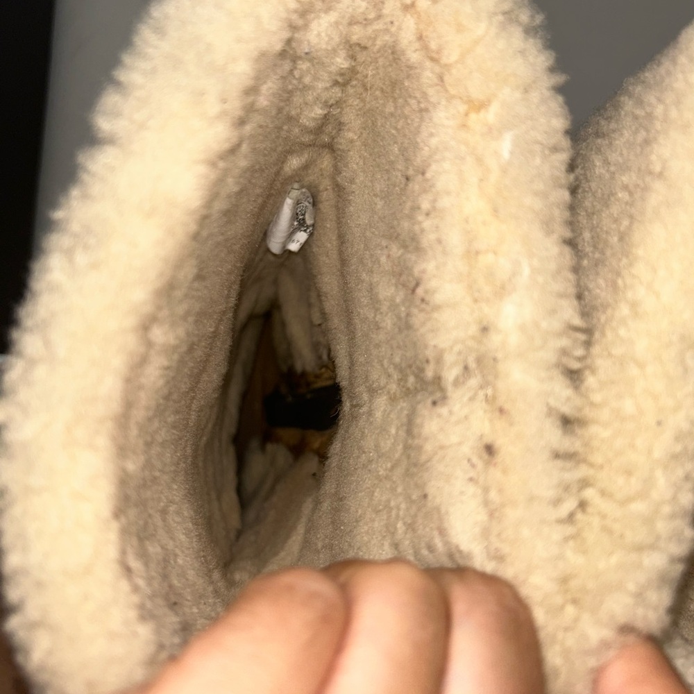 UGG Australia Karyn suede winter boots - Picture 10 of 14